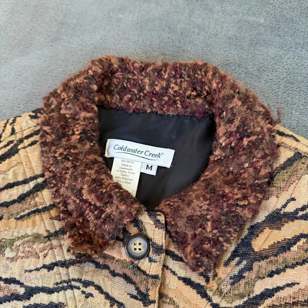 Coldwater Creek Tiger Print Tapestry Vest Fuzzy Collar Sleeveless Womens Medium - Picture 2 of 8